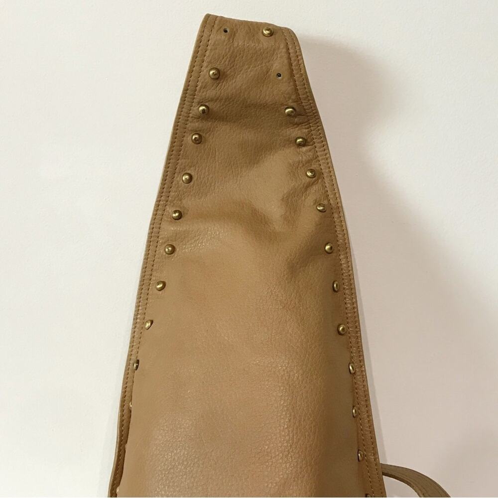 Patti Hansen for HUNG ON U Tan Leather Bronze Studded Cross Body Sling Bag Cross - Picture 6 of 16